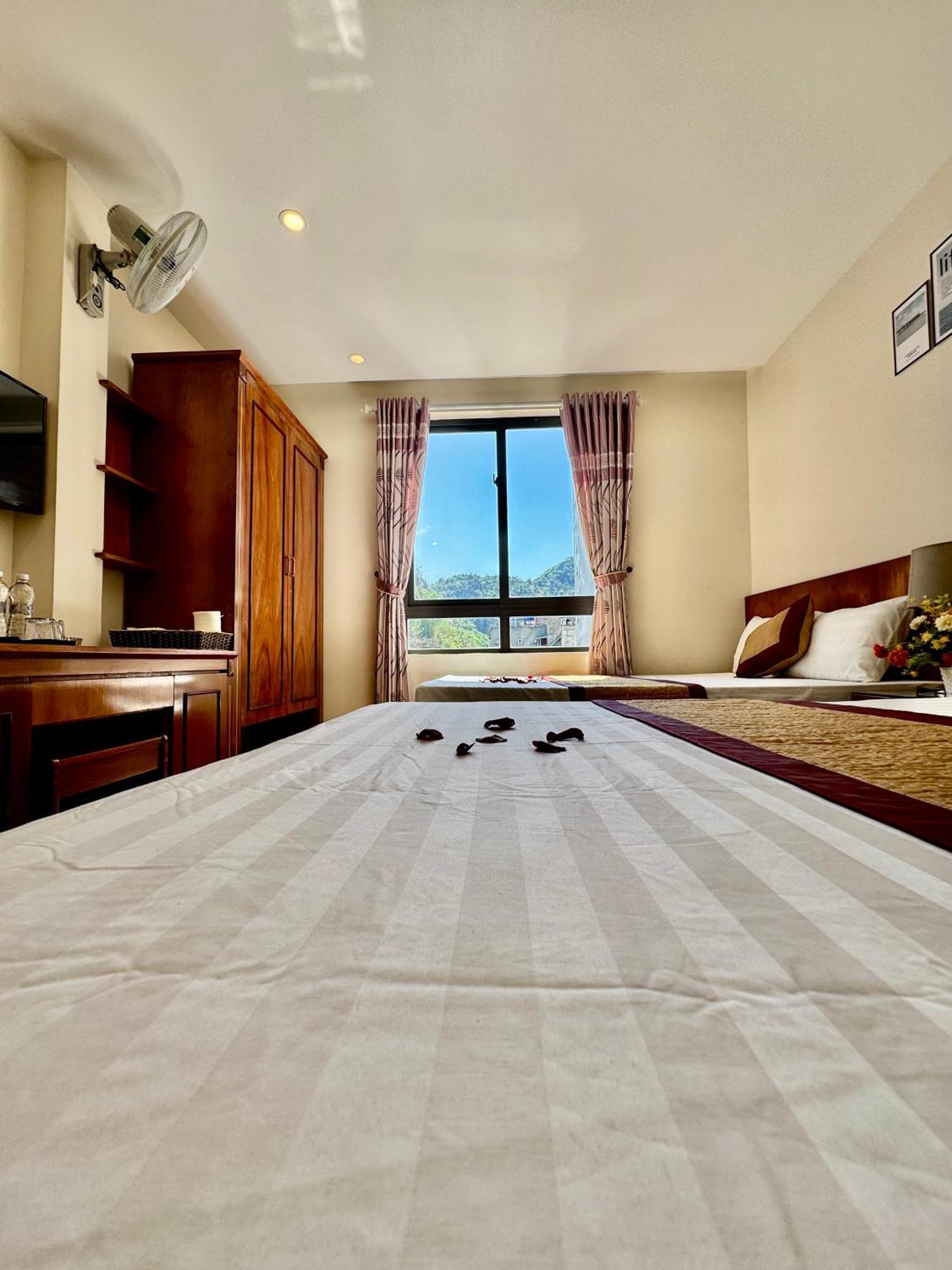 Thang Long Hotel Chan Chau Bagian luar foto